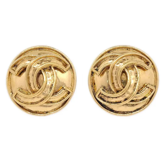 Chanel 1994 Round CC Earrings small from AMORE Vintage Tokyo