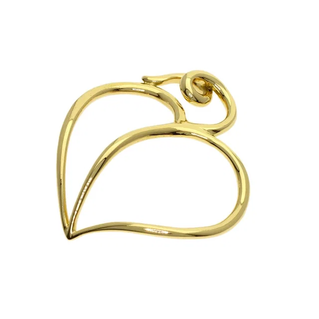 Tiffany & Co. Apple Heart Pendant 18K Yellow Gold in Yellow from The Reluxe