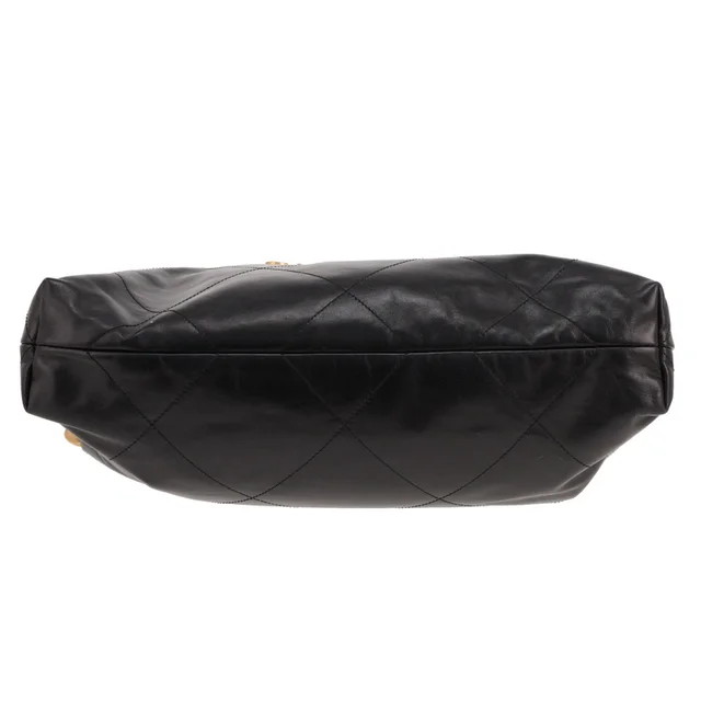 Chanel 22 handbag in Black Leather from Collector Square, photo 2 of 5