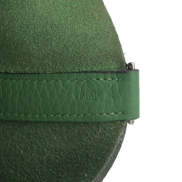 Hermès Taurillon Clemence Picotin Lock 26 GM Bamboo in Clemence leather from FASHIONPHILE, photo 7 of 10