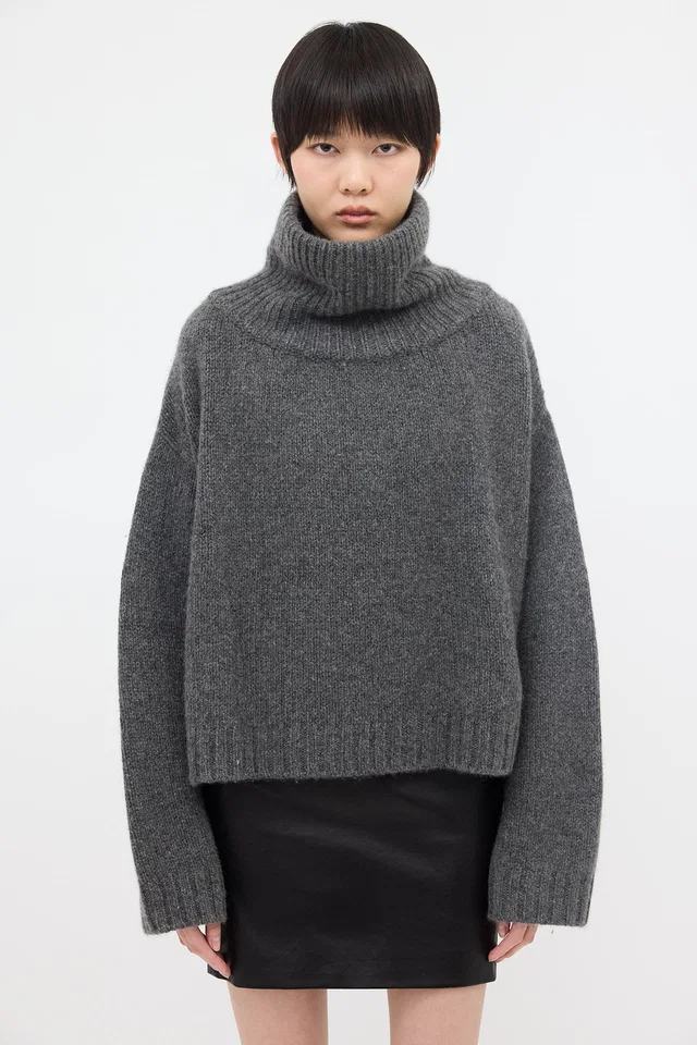 The Row Cashmere Roque Sweater in Cashmere from VSP Consignment