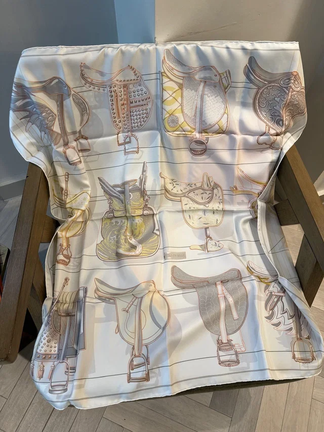 Hermès Tous en Selle scarf 90 cm in Silk from Luxury Promise
