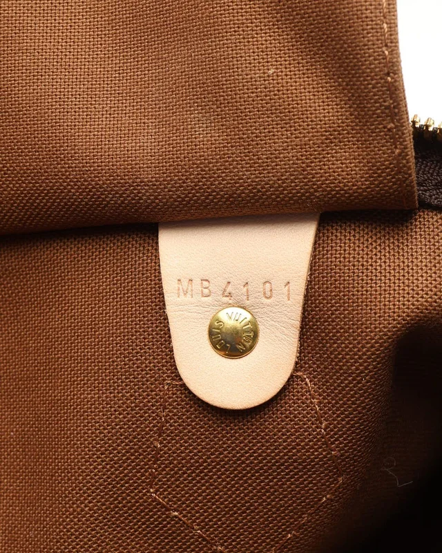 Louis Vuitton Monogram Speedy Bandoulière 30 Bag in Coated canvas from A Retro Tale, photo 9 of 10