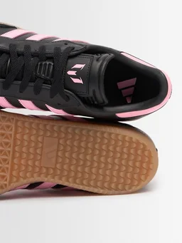 adidas Originals Low-top sneakers with contrast details in 0% Calf, photo 4 of 5 from LUISAVIAROMA