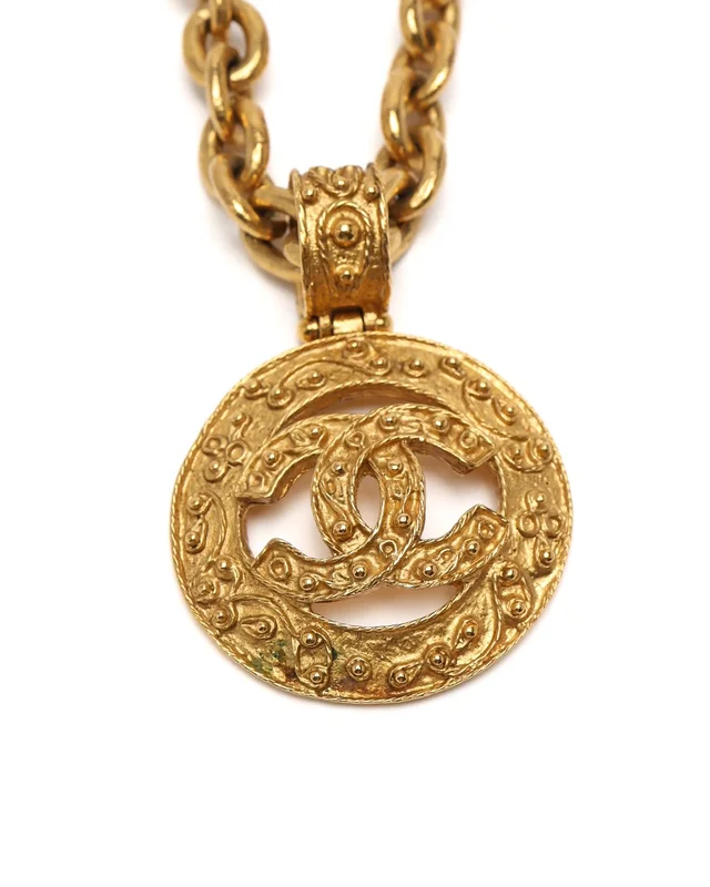 Chanel Coco Mark Long Necklace from A Retro Tale, photo 3 of 5