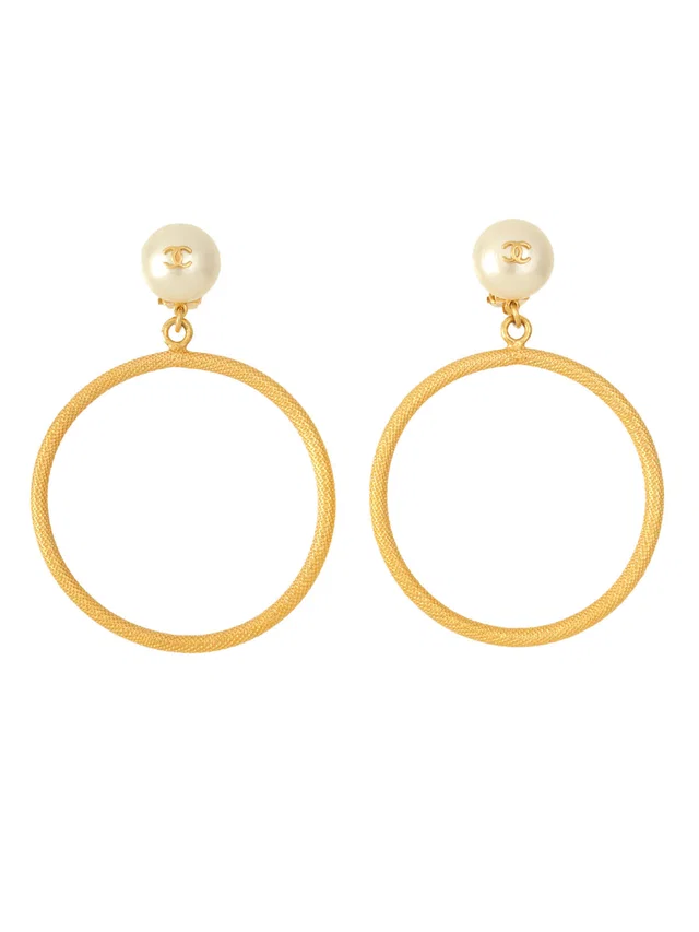 Chanel 1996 Pearl Circle Swing Earrings, Gold in Gold from VINTAGE QOO TOKYO