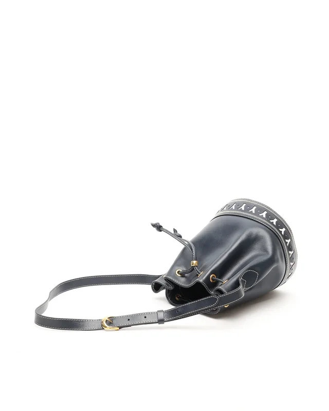 Saint Laurent Y Line Bucket Bag in Leather from A Retro Tale, photo 4 of 9