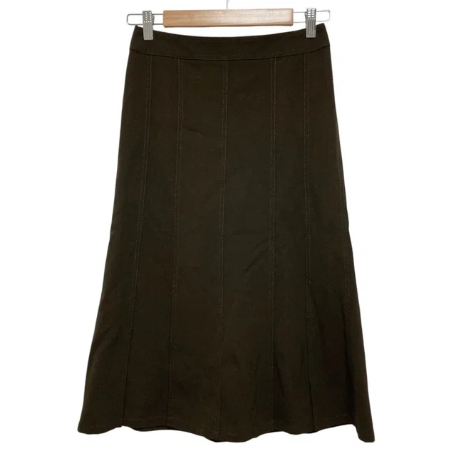 Burberry London Long Skirt from LuxUness
