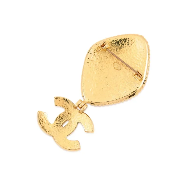 Chanel Gripoa CC LogoBrooch Gold/Red Metal color Stone in Red from GALLERY RARE, photo 4 of 11