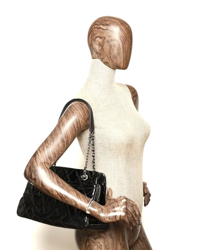 Chanel CC Patent Chain Tote Bag in Patent leather from A Retro Tale, photo 8 of 8