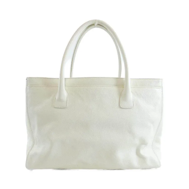 Chanel Executive Line Calf Handbag in White Calfskin from LuxUness, photo 2 of 10