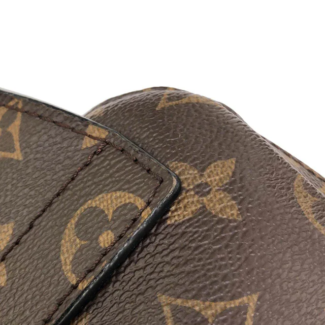 Louis Vuitton Avenue Sling Bag Monogram Shoulder Bag in Brown Canvas from LuxUness, photo 4 of 9