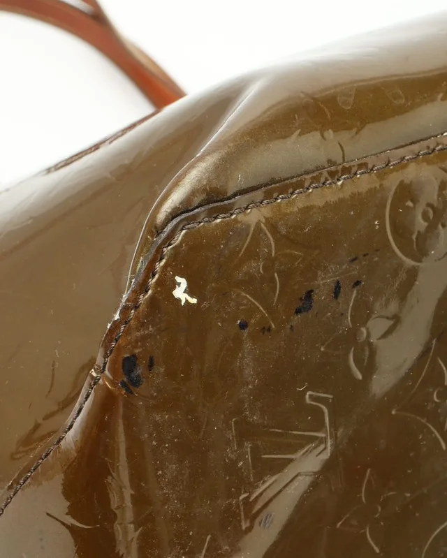 Louis Vuitton Vernis Bellevue GM Bag in Patent leather from A Retro Tale, photo 11 of 14