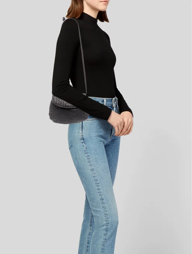 Bottega Veneta Crossbody in gray Woven leather from The RealReal, photo 2 of 6