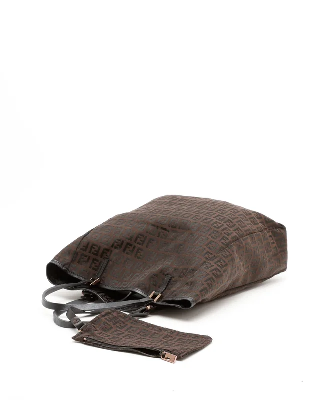 Fendi Zucchino Tote Bag in Canvas from A Retro Tale, photo 5 of 7