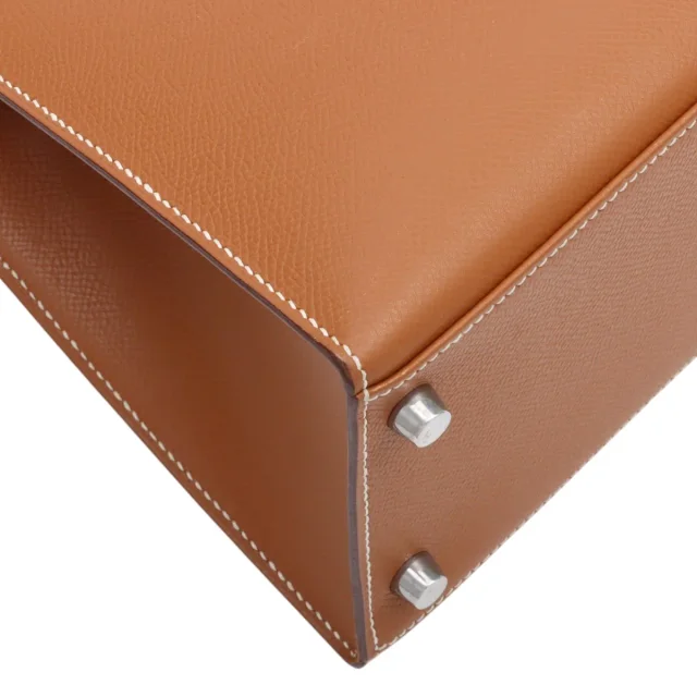 Hermès 2009 Kelly 28 Gold in Gold Epsom leather from VINTAGE QOO TOKYO, photo 12 of 18