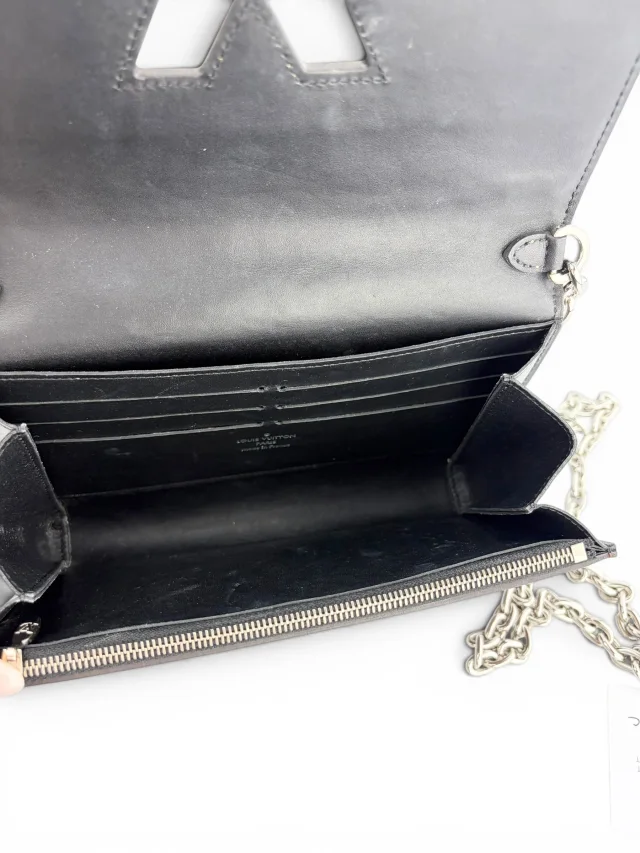 Louis Vuitton Limited Edition Damier Time Trunk Twist Chain WOC from Season 2 Consign, photo 8 of 8