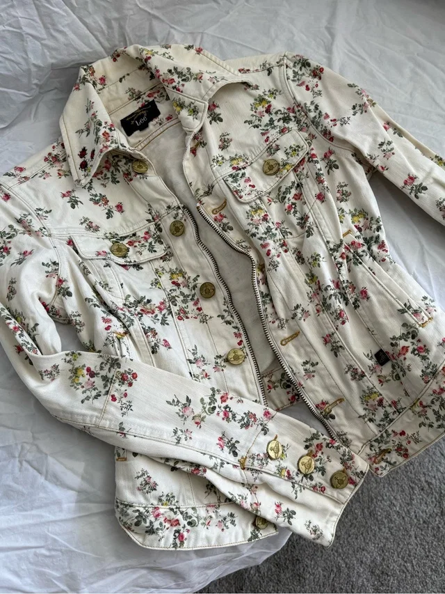 Lee Vivienne Westwood Women's Cream Floral Denim Jacket in white Denim from Poshmark