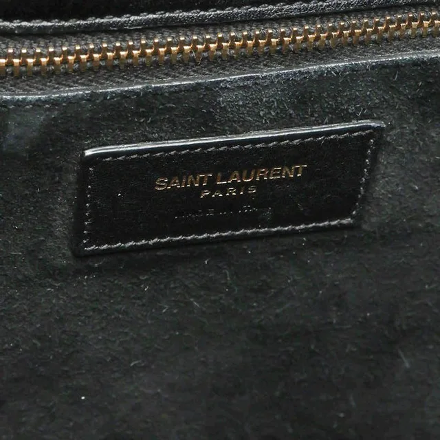 Saint Laurent Flat Hobo Bag in Leather from A Retro Tale, photo 9 of 10