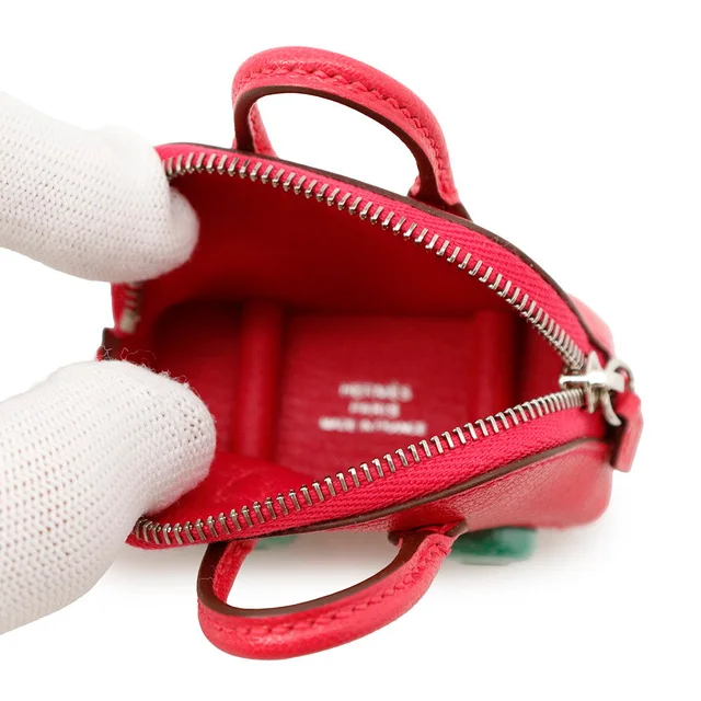 Hermès Bolide On-Wheel Bag Charm Rose Extreme/Vert Vertigo Chevre Myzore Goatskin in Green Goatskin from GALLERY RARE, photo 2 of 2