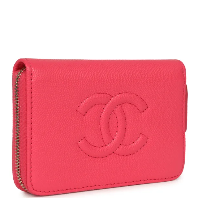 Chanel CC Zipped Wallet Fuchsia Shiny Caviar Light Gold Hardware in Pink Caviar leather from Madison Avenue Couture, photo 2 of 9