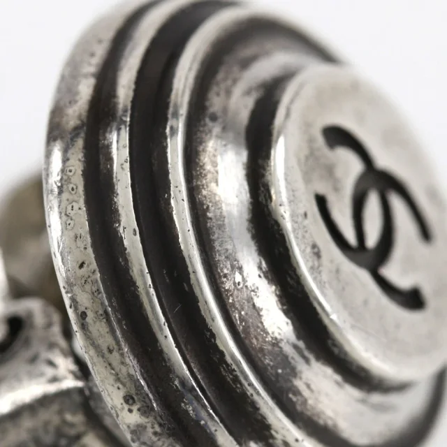 Chanel Coco Mark Metal Earrings Silver 99P in Silver Others from LuxUness, photo 6 of 8