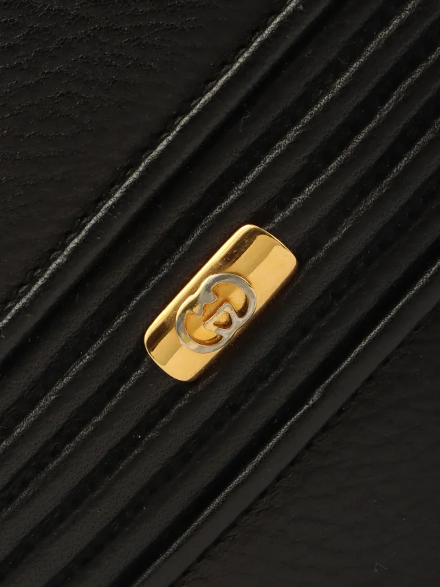 Gucci Square Mini Logo Plate Shoulder Bag Black in Black Leather from VINTAGE QOO TOKYO, photo 7 of 13