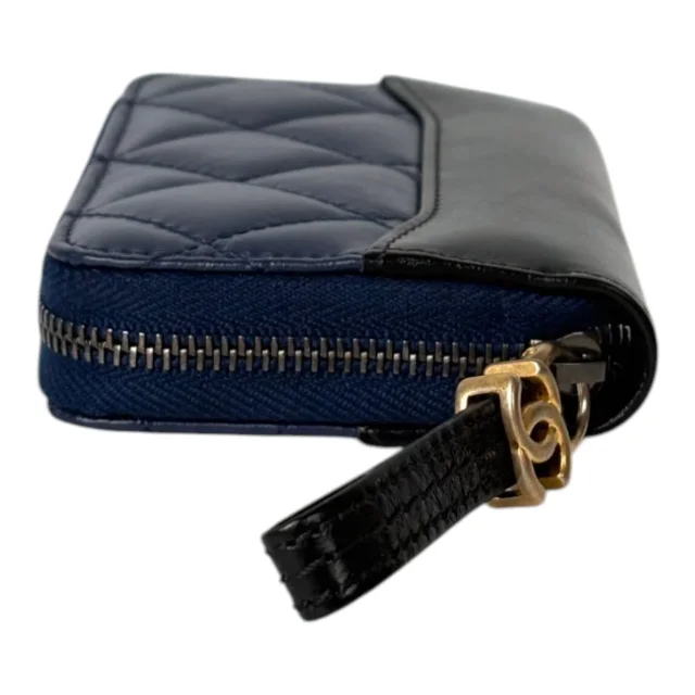 Chanel CC Blue Zipped Coin Purse Wallet in Blue from Luxury Promise, photo 3 of 6