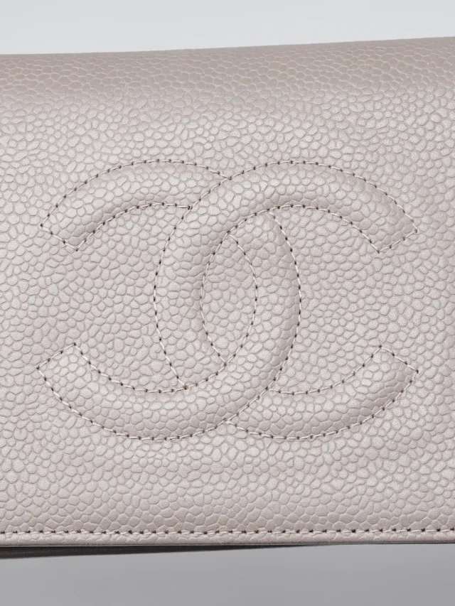 Chanel Grey Caviar Leather CC Timeless L Yen Wallet in Grey Caviar leather from Yoogis, photo 3 of 13