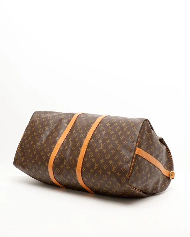Louis Vuitton Monogram Keepall Bandoulière 60 Weekend Bag in Coated canvas from A Retro Tale, photo 3 of 11