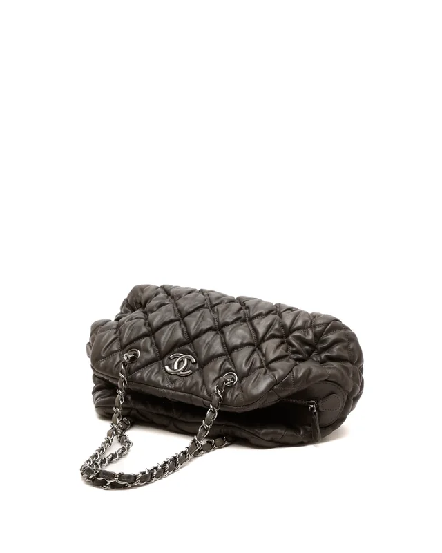Chanel Bubble Quilt Bowling Bag in Leather from A Retro Tale, photo 4 of 9