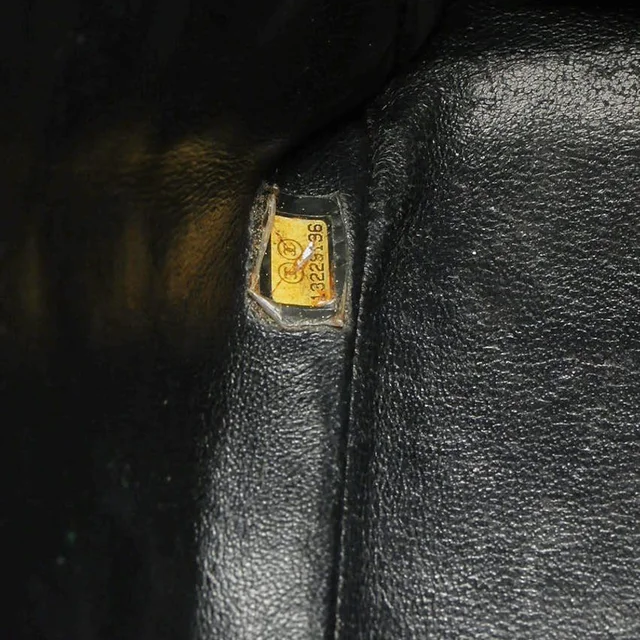 Chanel Classic Jumbo Caviar Single Flap Bag in Caviar leather from A Retro Tale, photo 11 of 12