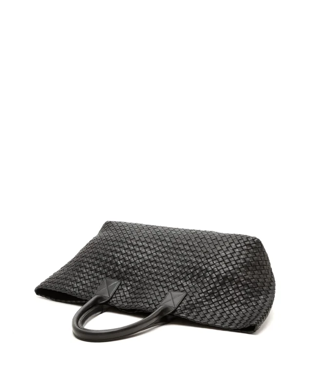 Bottega Veneta Intrecciato Cabat MM Tote Bag in Woven leather from A Retro Tale, photo 4 of 8