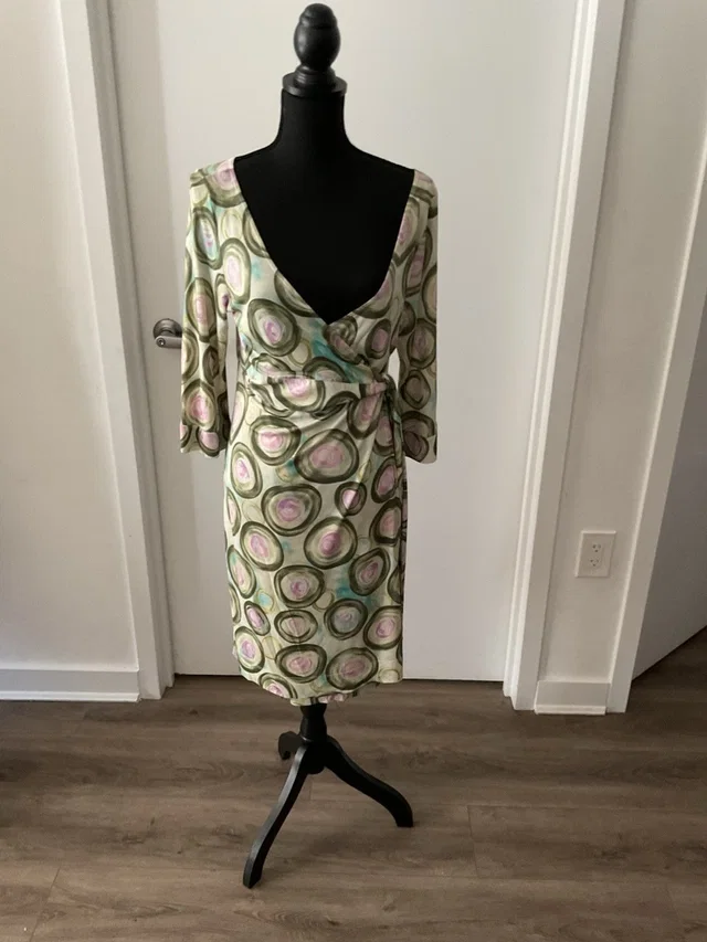 Valentino Garavani Sheath Dress 8 Abstract Green Purple Knit Viscose Long Sleeve in green|red|white|purple from Poshmark