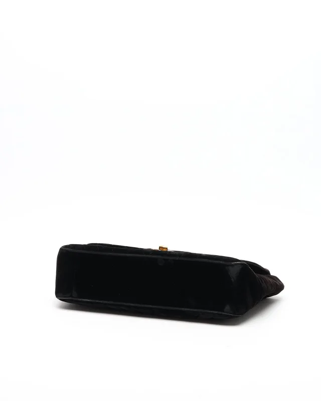 Chanel Classic Velvet Chevron Single XL Flap Bag in Velvet from A Retro Tale, photo 4 of 11