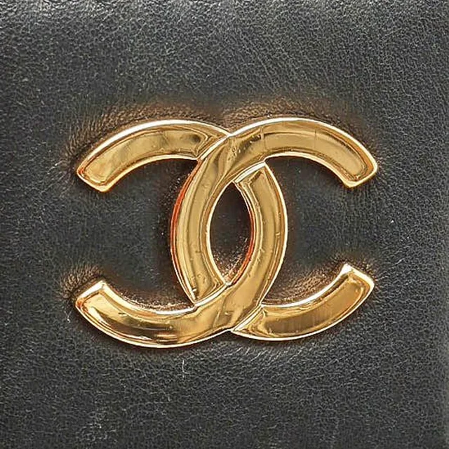 Chanel Chocolate Bar Tote Bag in Brown Leather from A Retro Tale, photo 6 of 10