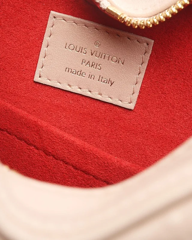 Louis Vuitton Fall In Love Sac Coeur Bag from A Retro Tale, photo 8 of 10