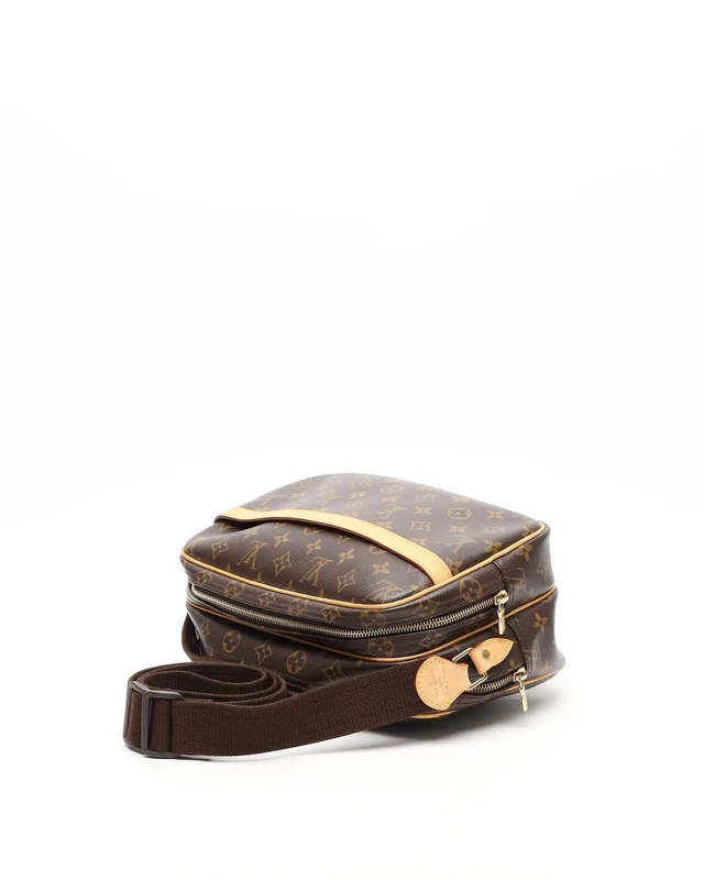 Louis Vuitton Monogram Reporter PM Bag in Coated canvas from A Retro Tale, photo 5 of 11
