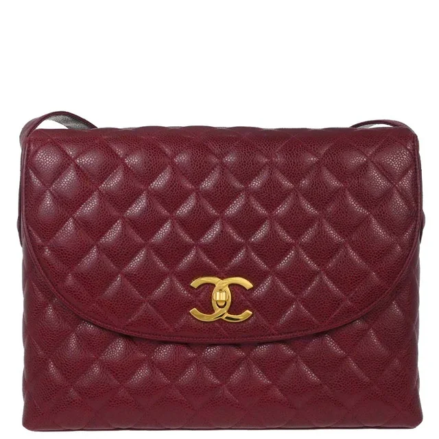 Chanel 1991-1994 Bordeaux Caviar Skin Shoulder Bag in Burgundy Caviar leather from AMORE Vintage Tokyo