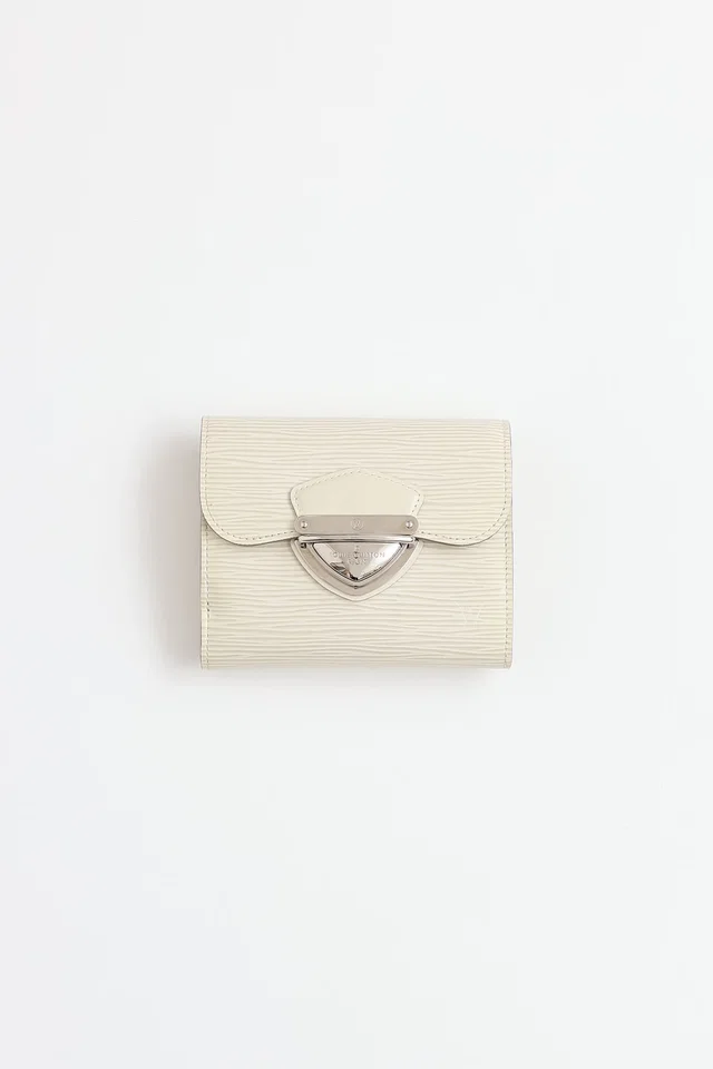 Louis Vuitton Epi Joey Wallet in Leather from VSP Consignment