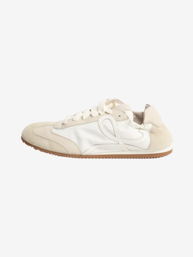 Loewe Neutral Flow runners - size EU 39 in Suede from Sign of the Times