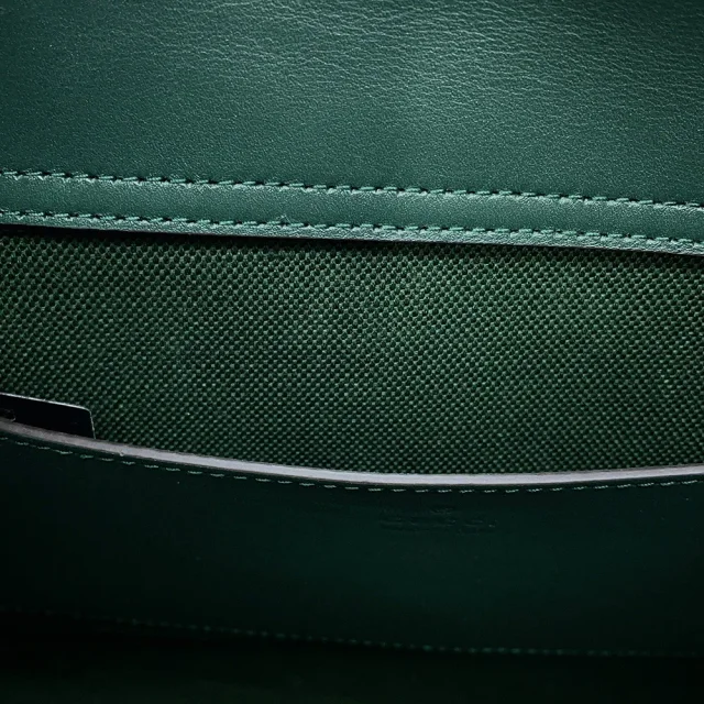 Gucci Diana Tote Bag Green853226 Leather Size Medium in Leather from GALLERY RARE, photo 14 of 19