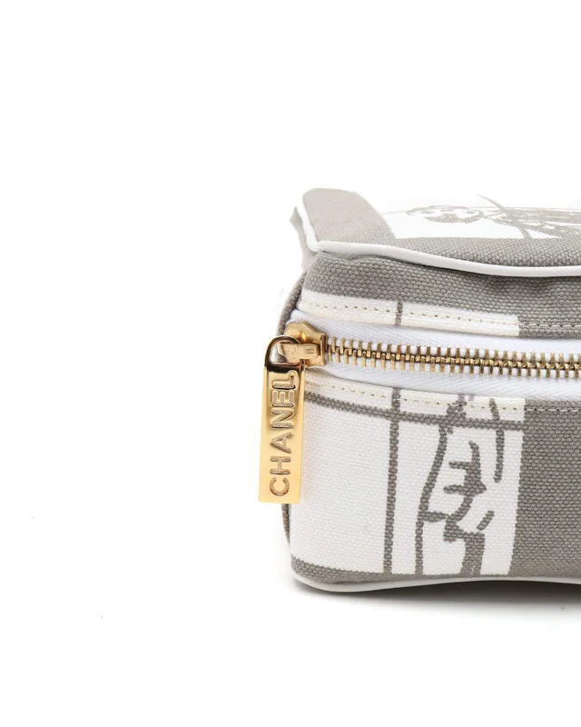 Chanel Vanity Pouch in Canvas from A Retro Tale, photo 6 of 9