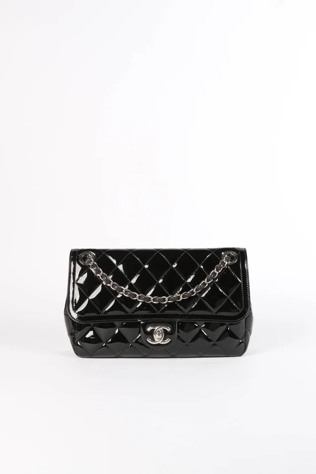 2010s Chanel Black Patent Leather Coco Shine Medium Flap Shoulder Bag in Black Patent leather from Break Archive