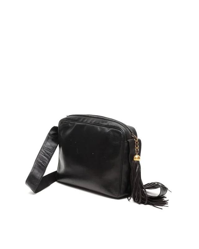 Chanel Triple CC Tassel Camera Bag in Leather from A Retro Tale, photo 3 of 15