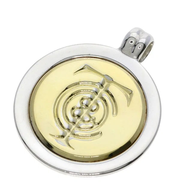 Tiffany & Co. T&c Coin Pendant 18K Yellow Gold in Yellow from The Reluxe