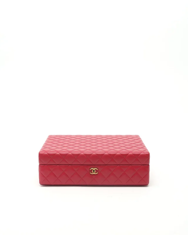Chanel Limited Edition Success Story Pink Attache Case And 4-Piece Set Bag in Pink from A Retro Tale, photo 2 of 22