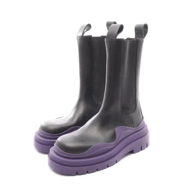 Bottega Veneta Tire Boots Leather Boots in Leather from LuxUness