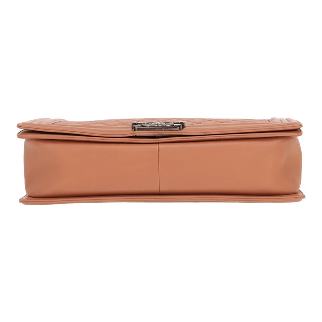 Chanel Boy handbag, large size in Beige Leather from Collector Square, photo 3 of 5