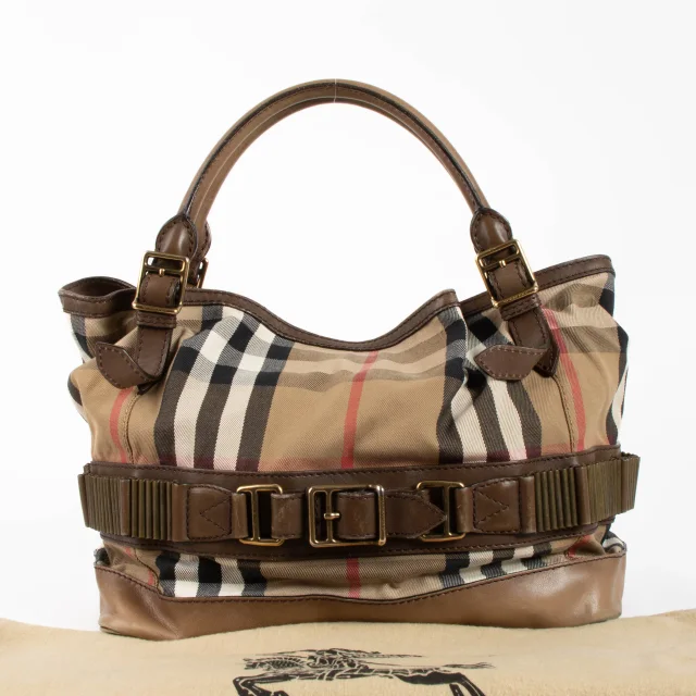 Burberry House Check Brecon Bag in Canvas from Labellov, photo 2 of 4